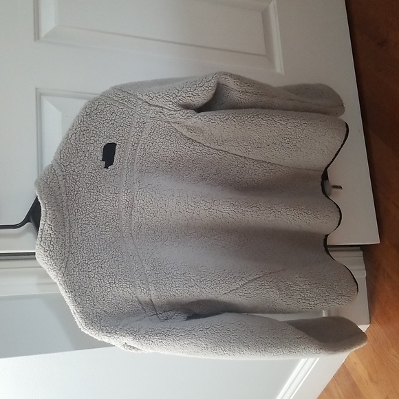 The North Face Fleece Jacket - Picture 6 of 6